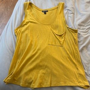 Yellow flowy tank
